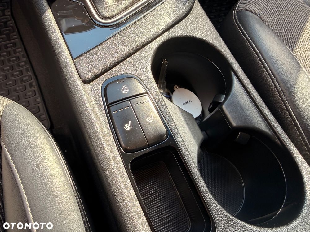 Kia Niro 1.6 GDI Hybrid L Business Line - 13