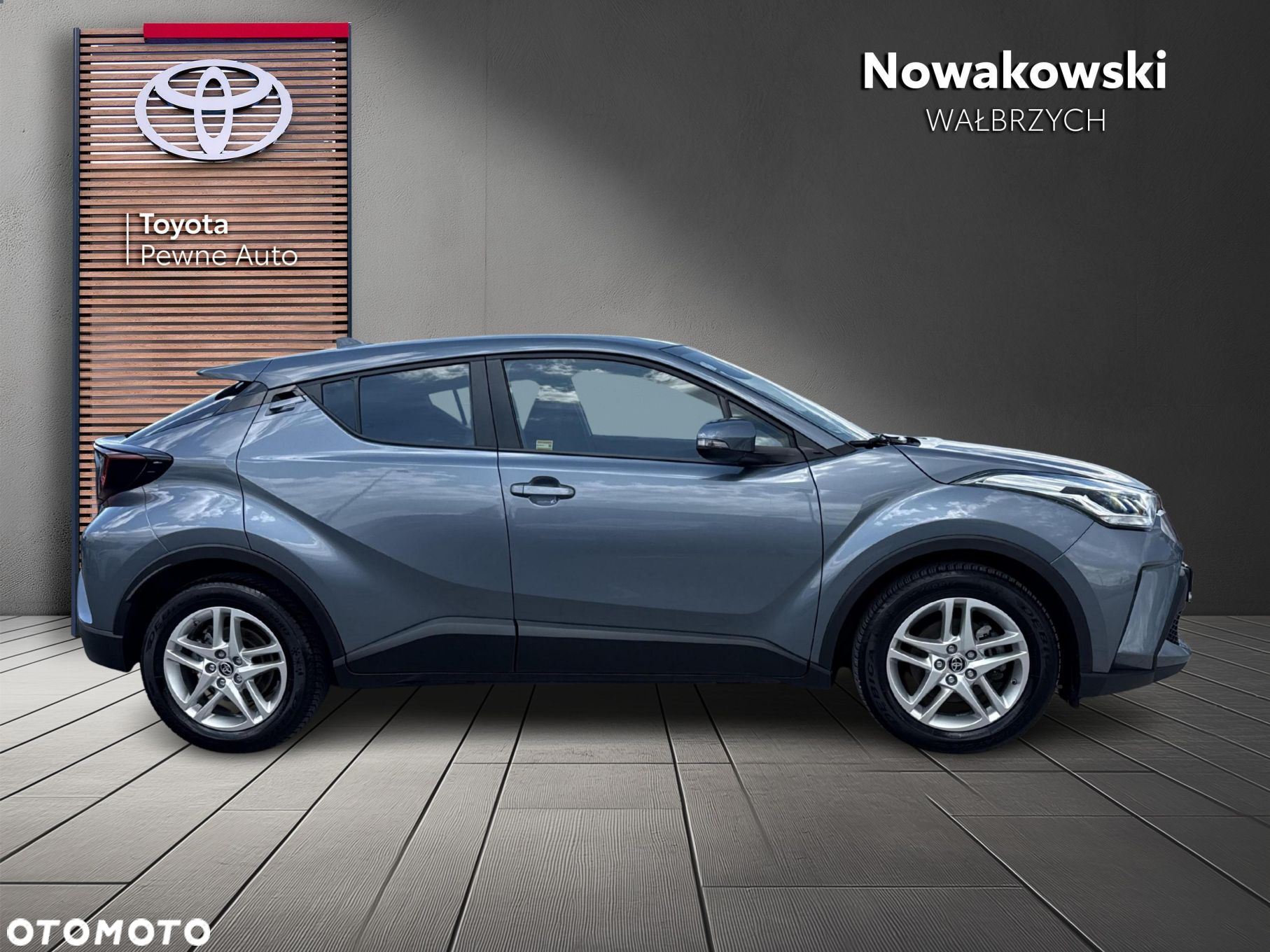 Toyota C-HR - 6