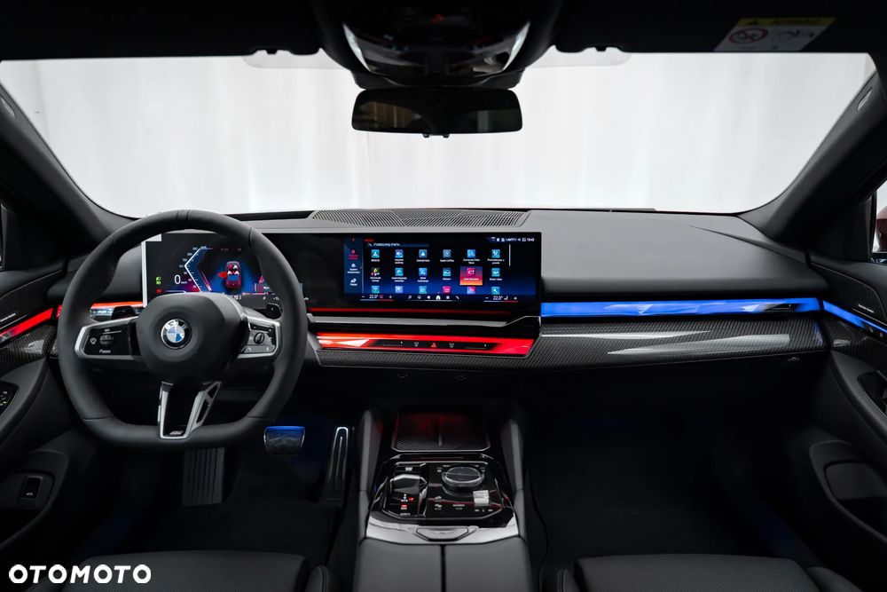 BMW Seria 5 520d xDrive mHEV M Sport - 37