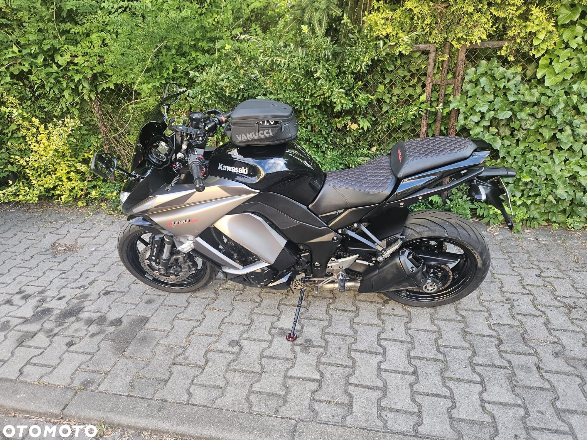 Suzuki Inny - 1