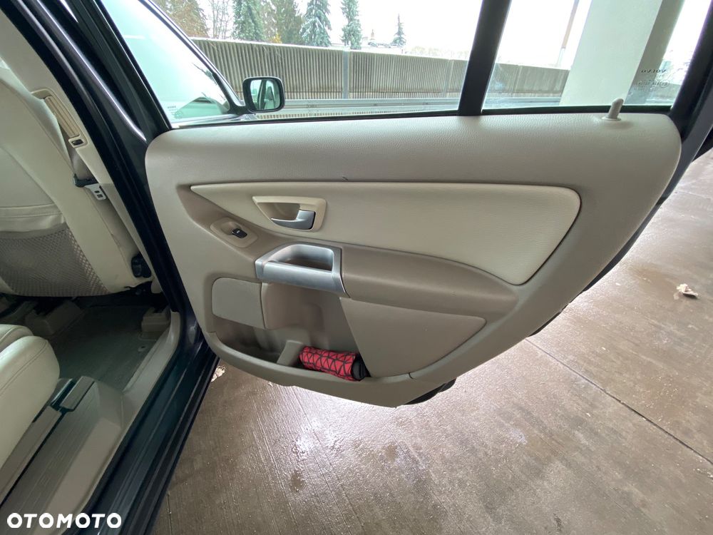 Volvo XC 90 - 11