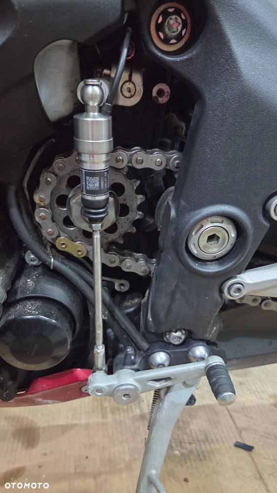 Triumph Street Triple - 13