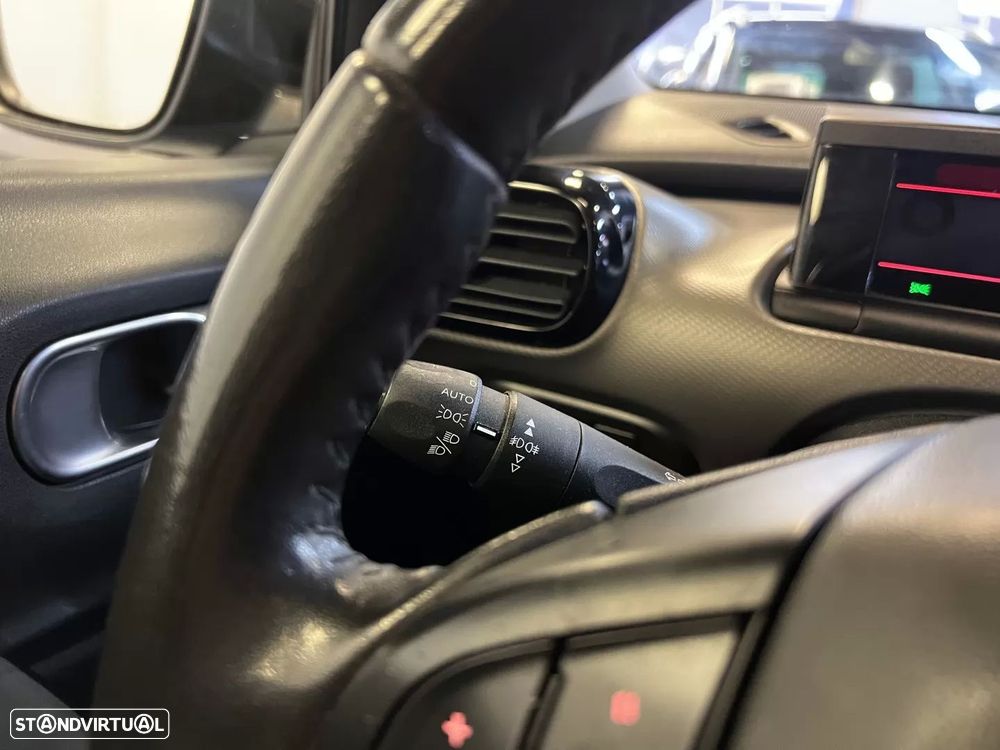 Citroën C4 Cactus 1.5 BlueHDi Shine Pack - 27