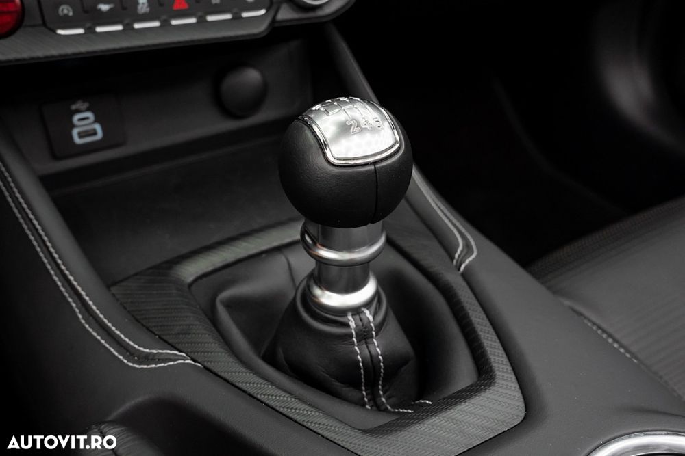 Ford Mustang Convertible 5.0 Ti-VCT V8 Aut. GT - 33