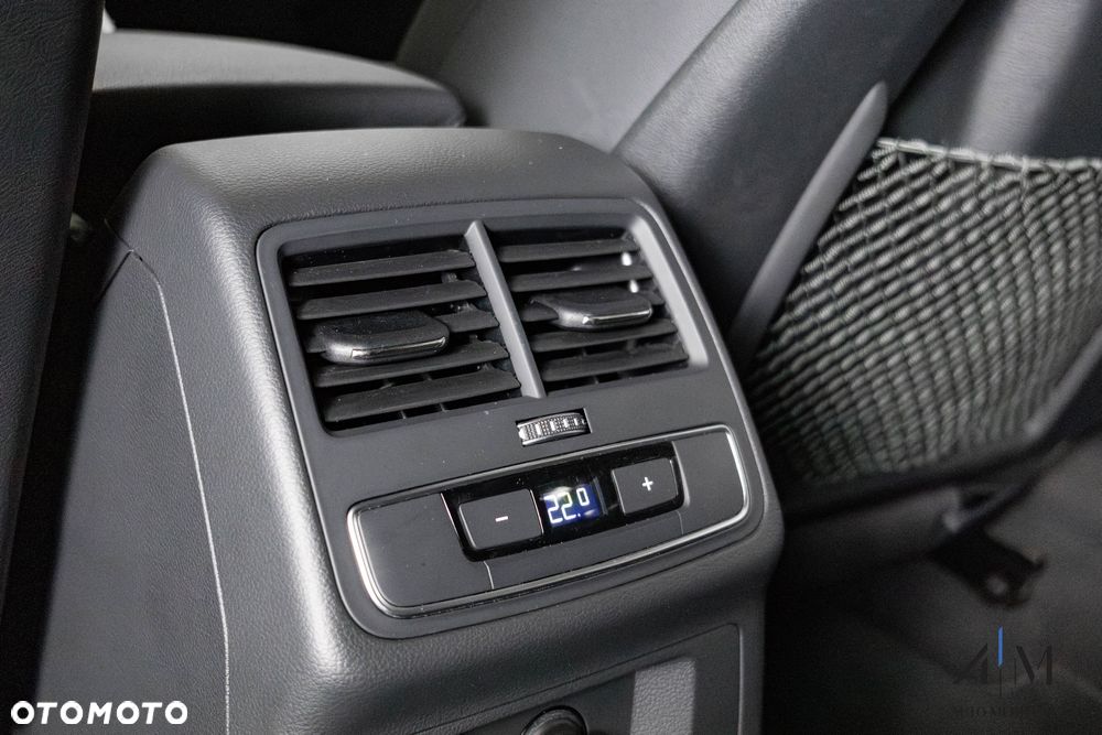 Audi A4 Allroad - 23