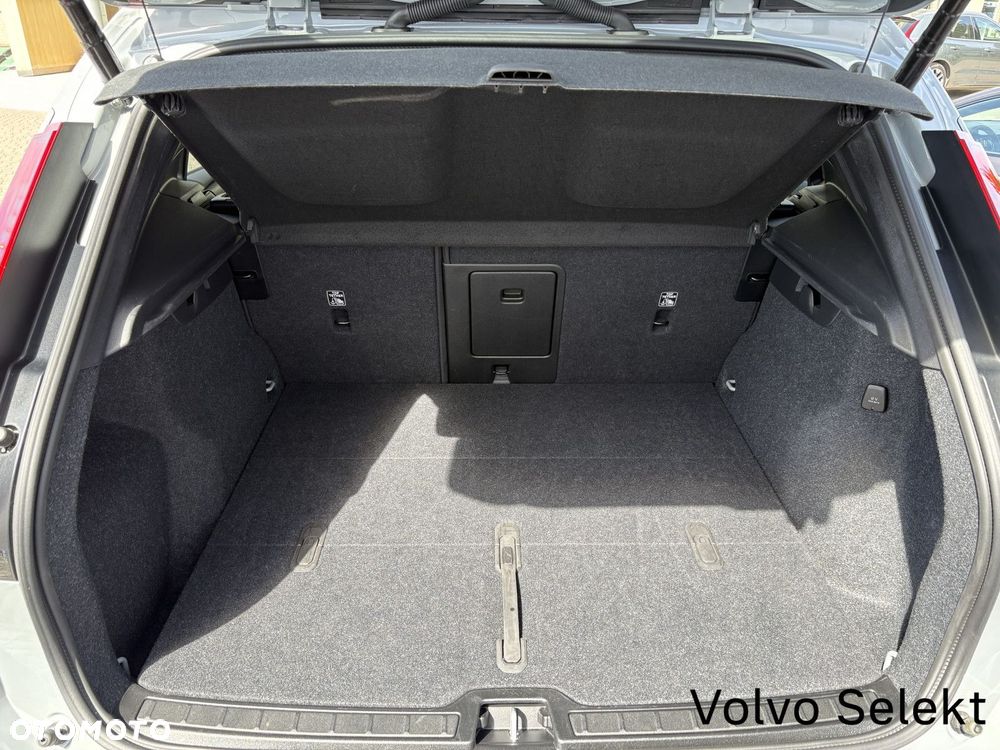 Volvo XC 40 - 26