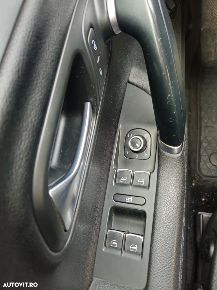 Volkswagen Passat CC - 11