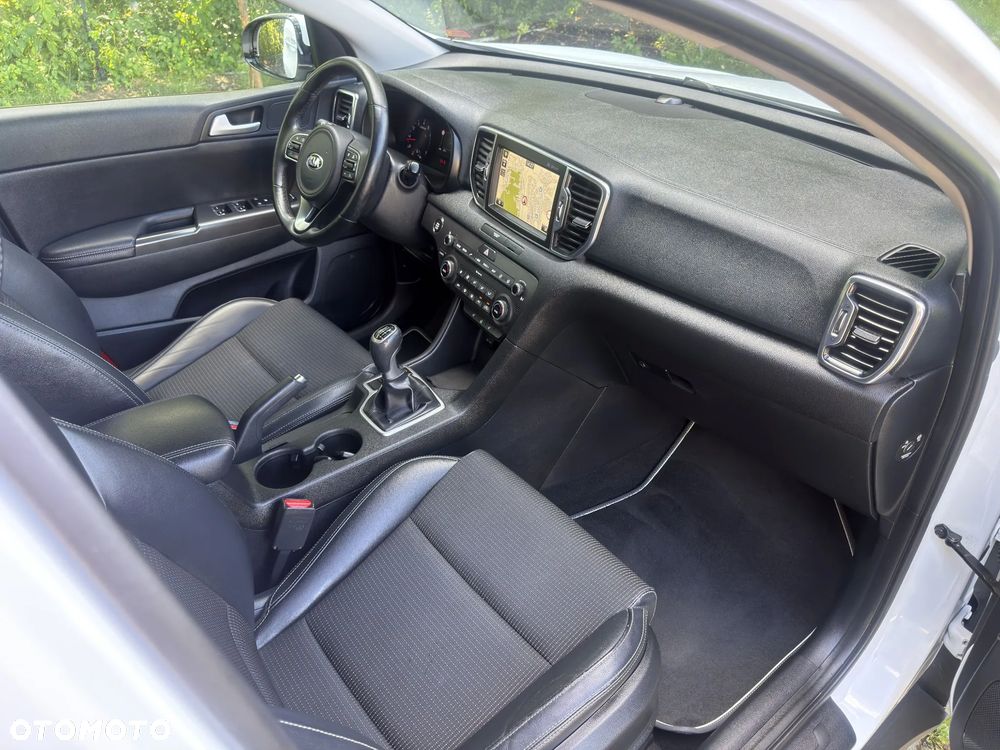 Kia Sportage 1.6 GDI 2WD DREAM-TEAM EDITION - 13