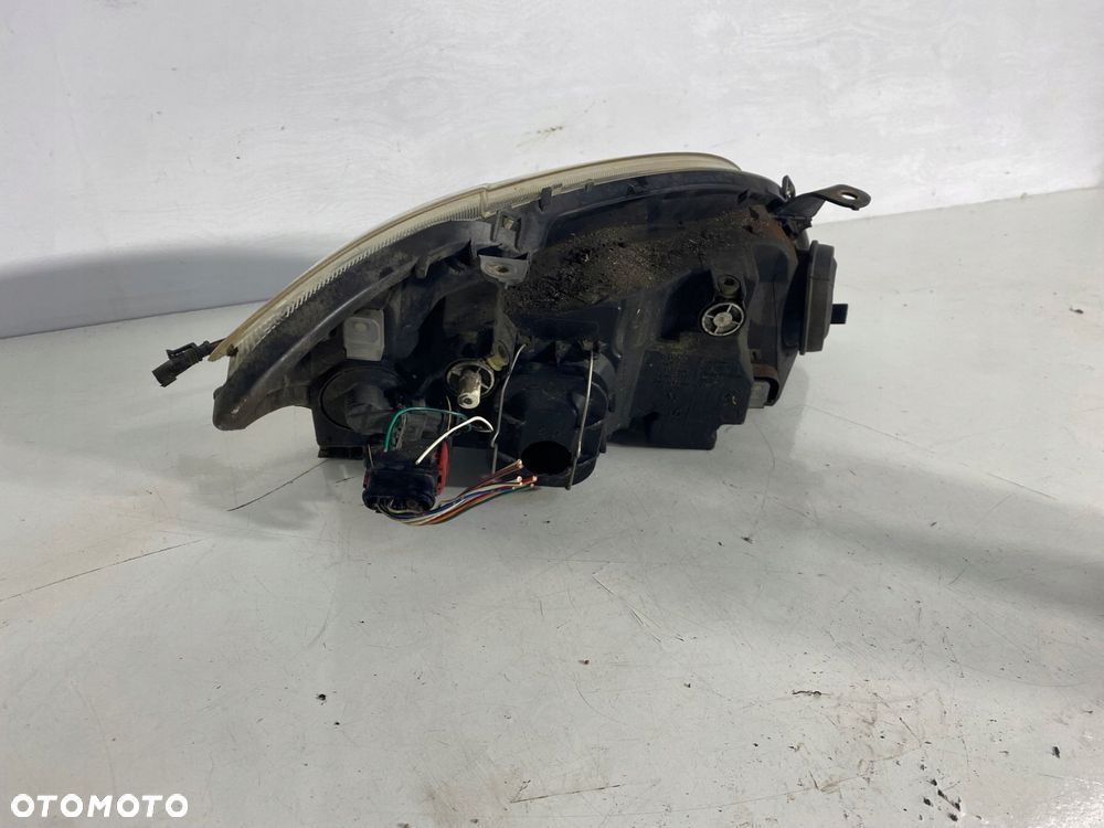 lampa lewy przód lewa przednia toyota corolla ix e12 eu - 5