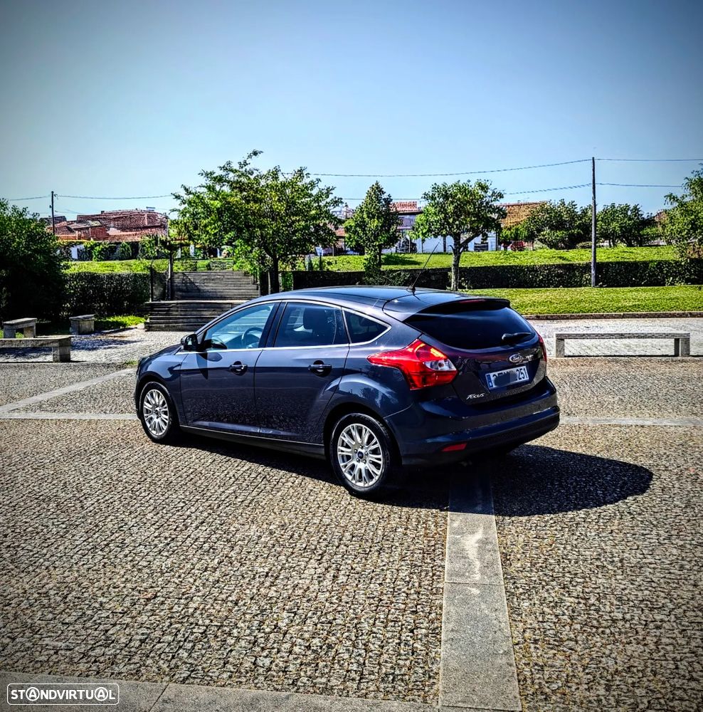 Ford Focus 1.6 TDCi DPF Titanium - 19