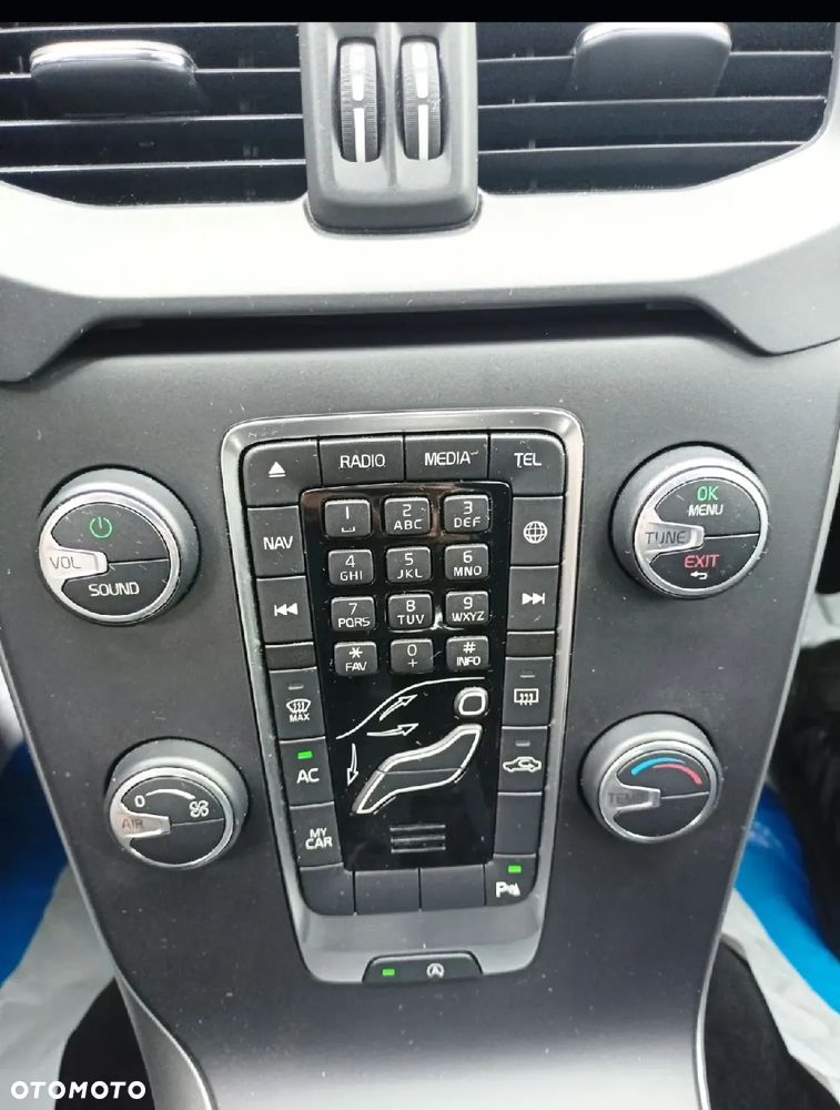 Volvo V40 - 20