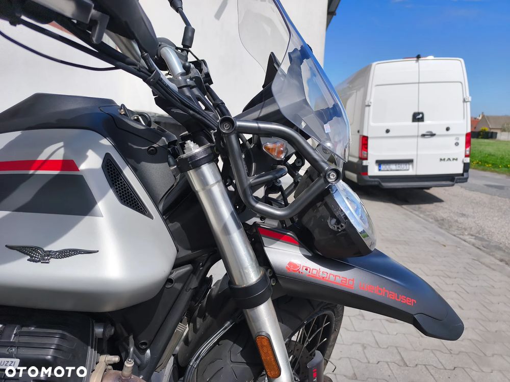 Moto Guzzi V85 - 17