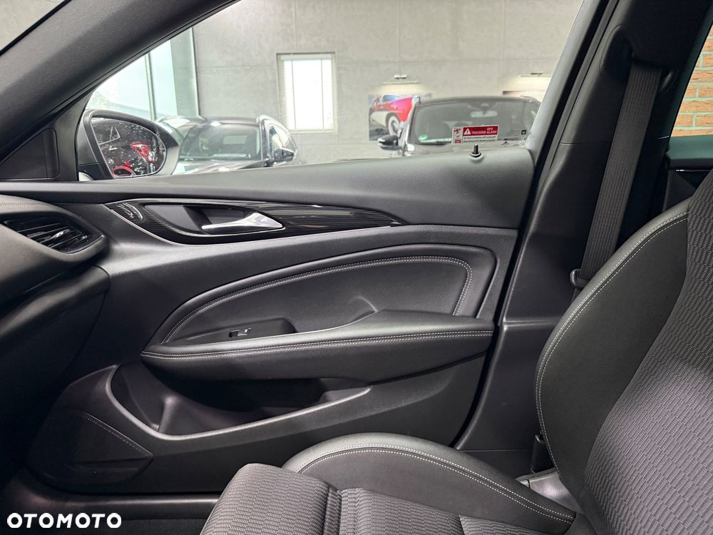 Opel Insignia 2.0 Business Innovation - 26