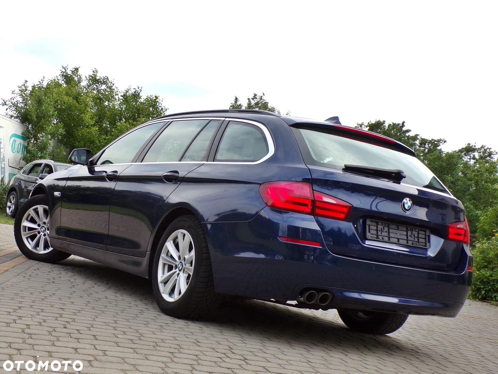 BMW Seria 5 520d Touring - 4