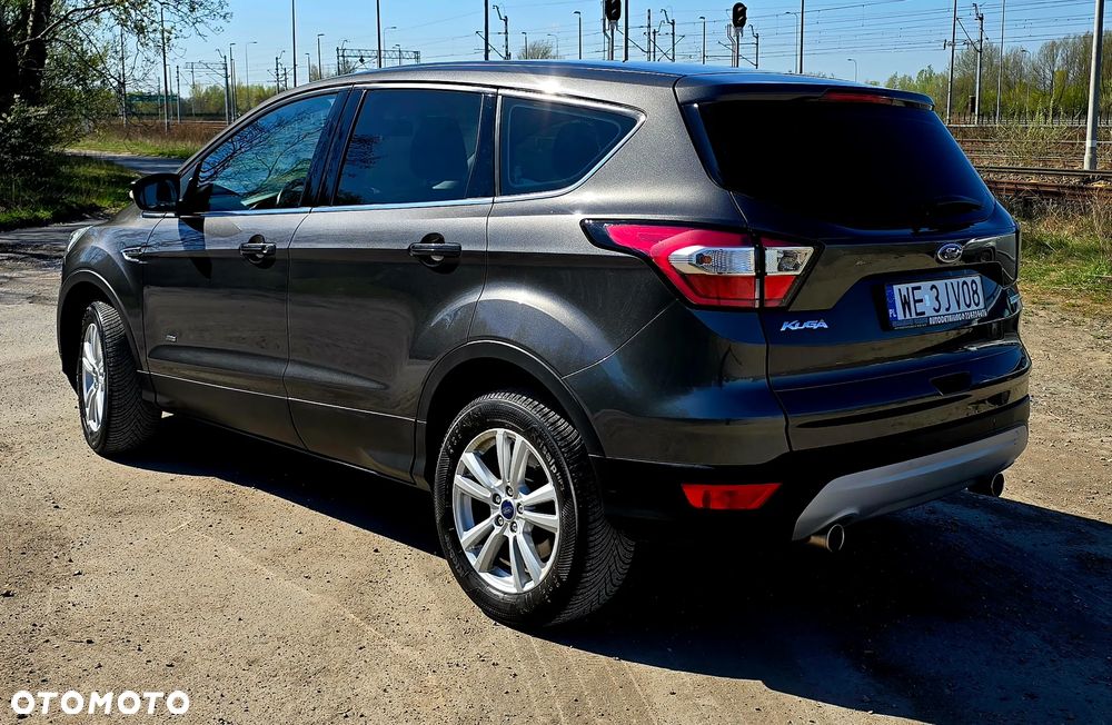Ford Kuga - 4