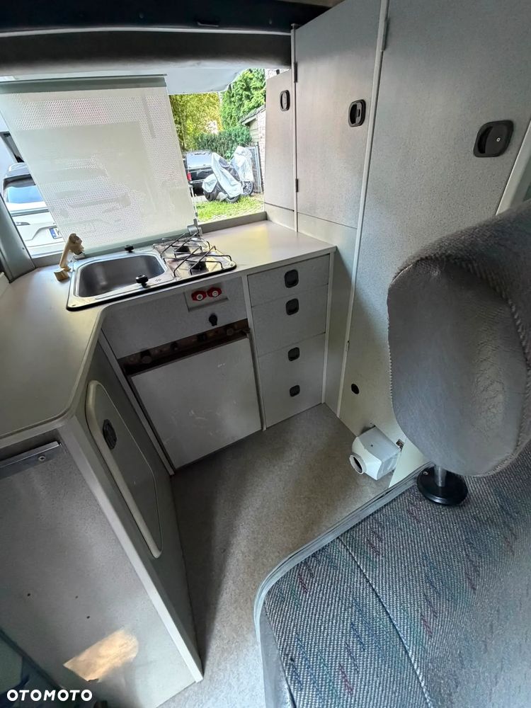 Volkswagen Transporter - 7
