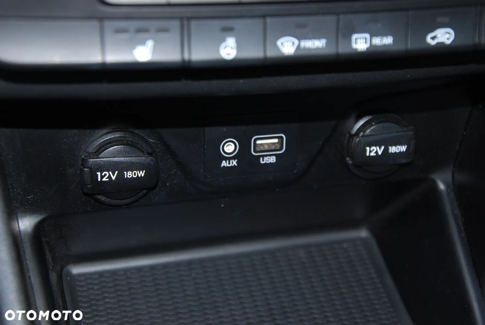 Hyundai Tucson 1.6 GDI BlueDrive Comfort 2WD - 24