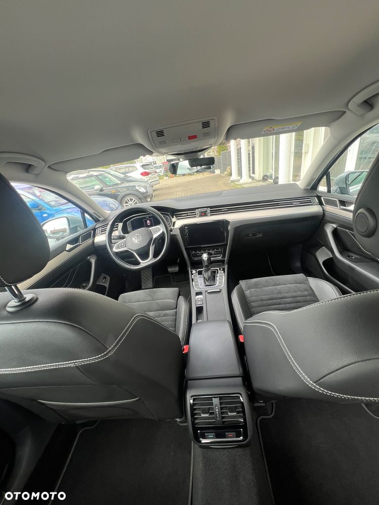 Volkswagen Passat - 9