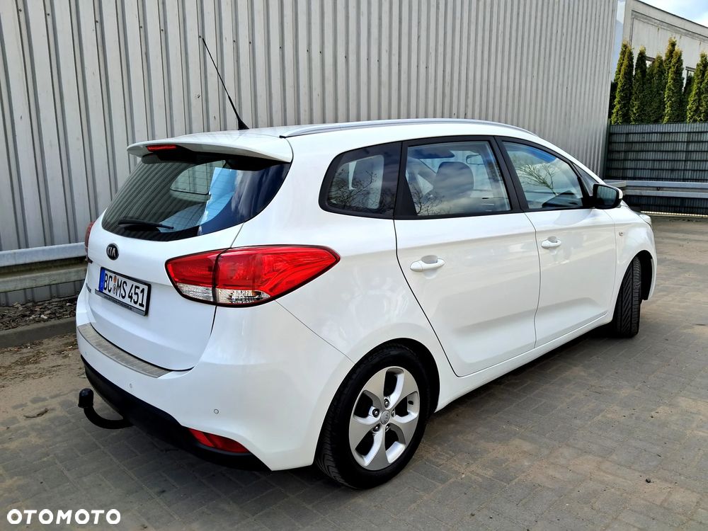 Kia Carens 1.6 GDI Dream Team Edition - 7