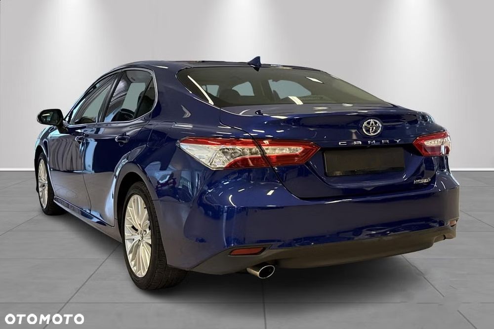 Toyota Camry 2.5 Hybrid Executive CVT - 8