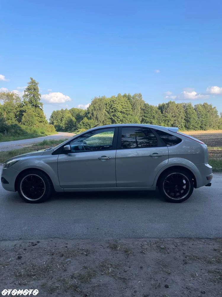 Ford Focus 1.8 FF Platinium X - 19