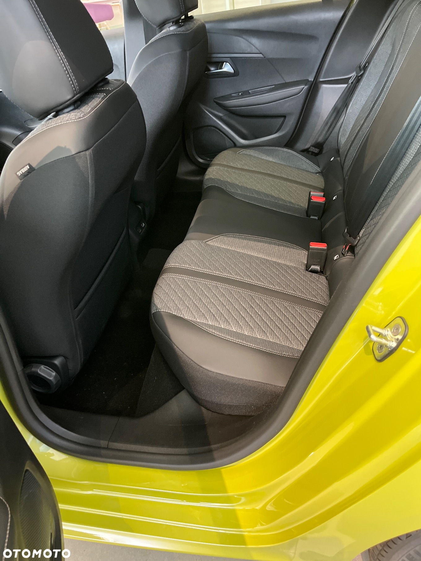 Peugeot 208 1.2 PureTech Allure S&S - 7