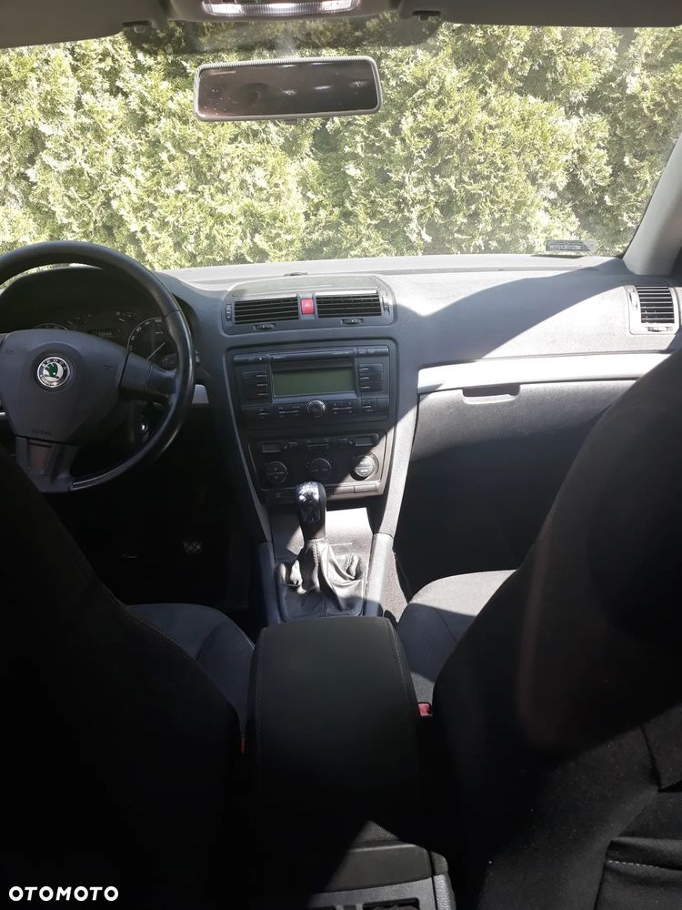 Skoda Octavia - 8
