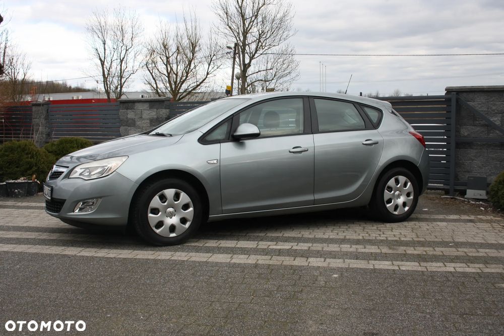 Opel Astra 1.4 Turbo ecoFLEX Start/Stop ENERGY - 2