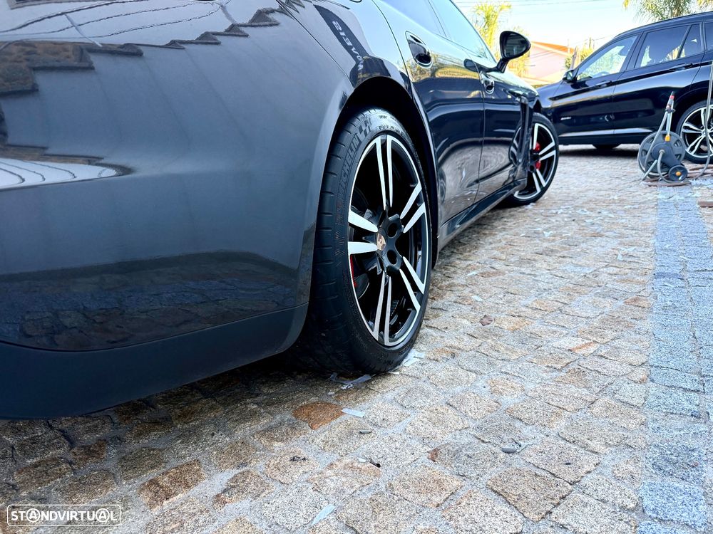 Porsche Panamera Platinum Edition - 14