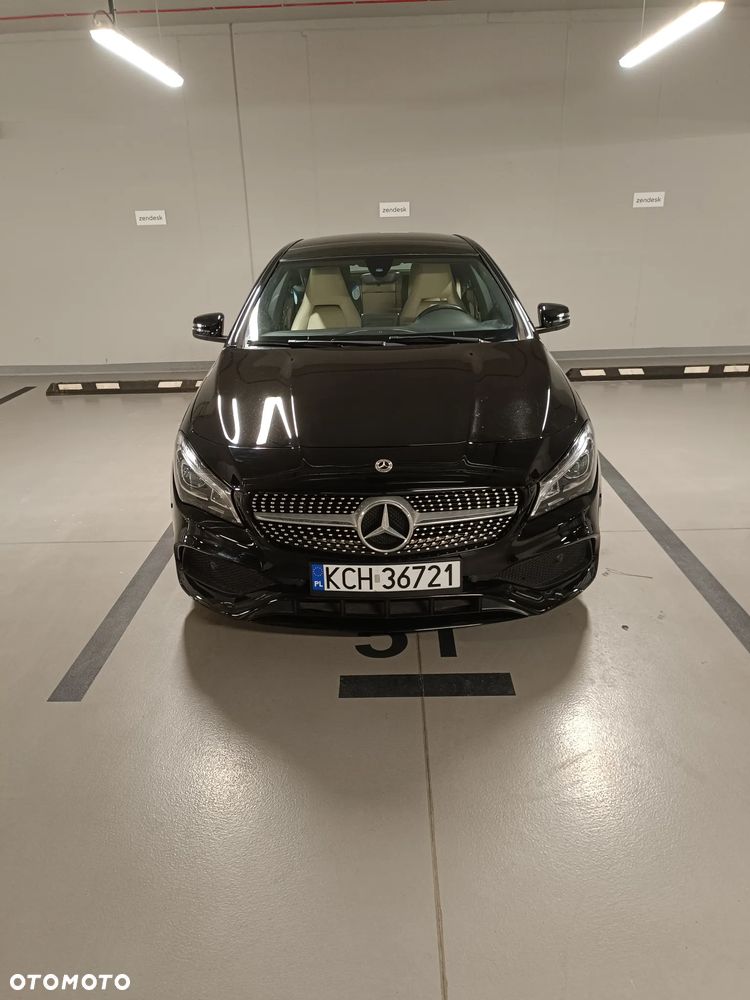 Mercedes-Benz CLA 250 4Matic 7G-DCT - 24
