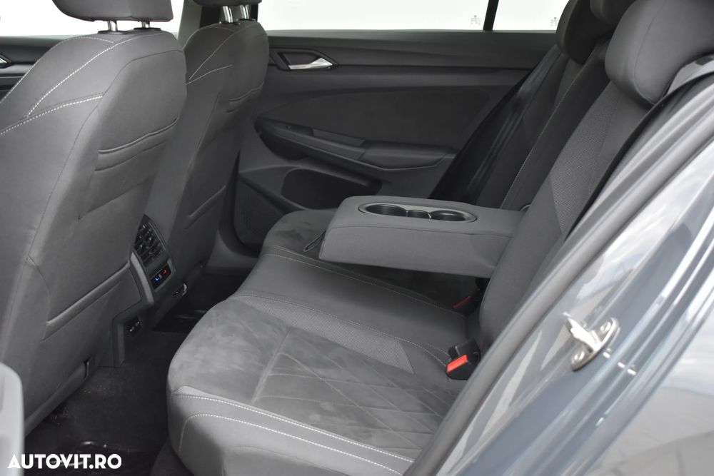 Volkswagen Golf 1.5 TSI ACT Style - 8