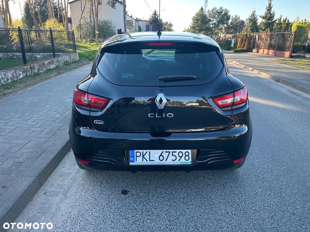 Renault Clio - 8