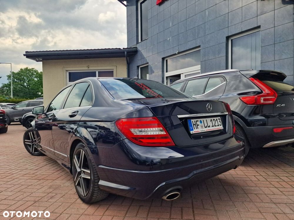 Mercedes-Benz Klasa C 180 7G-TRONIC AMG Line - 9