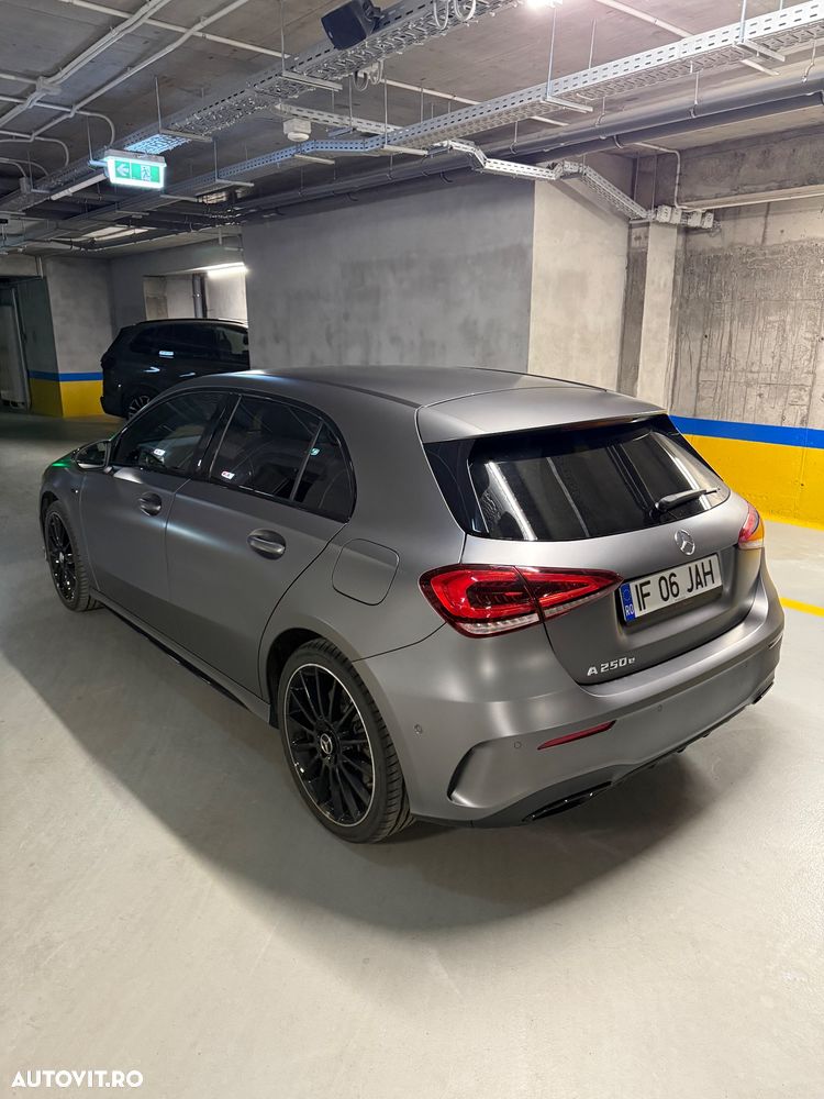 Mercedes-Benz A 250 e 8G-DCT AMG Line - 9