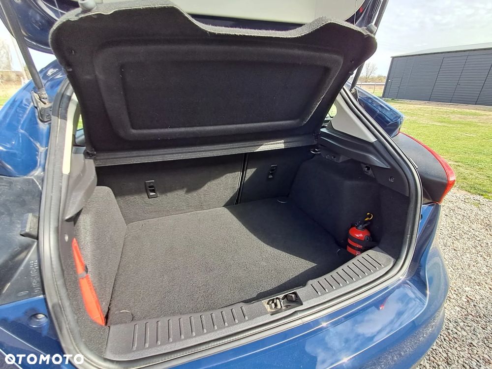 Ford Focus - 25