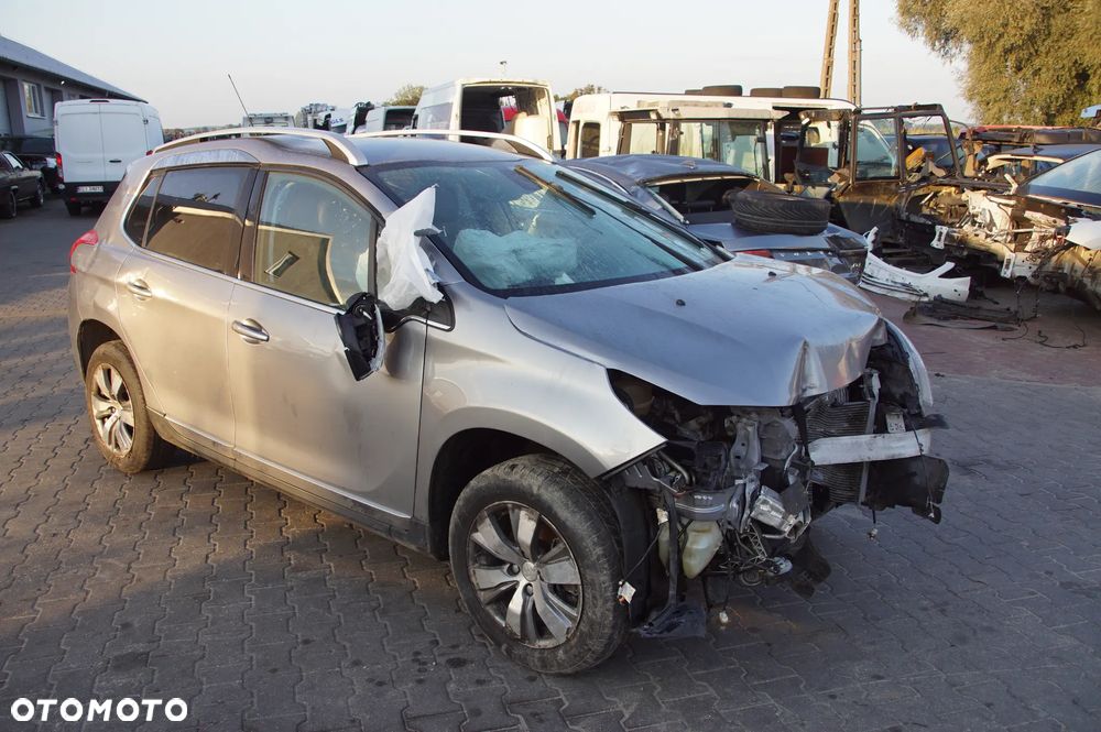 Auto na części - Peugeot 2008 I 1.6 VTi 120 KM 5F01 20ET03 KCA 2014R Silnik Skrzynia Drzwi Szyba Błotnik Zderzak Klapa Lampa Lusterko Relingi Deska Kokpit Sterownik Moduł Czujnik Licznik Wyświetlacz Kierownica - 3