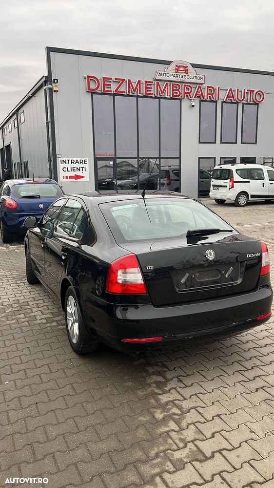 Dezmembram Skoda Octavia 2 1.6 diesel din 2011 - 2