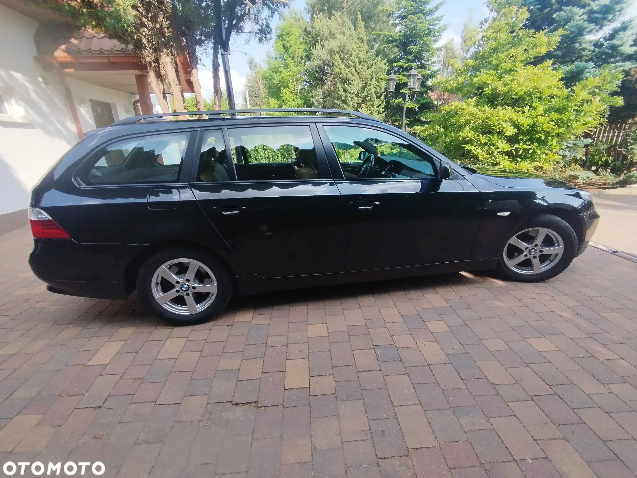 BMW Seria 5 520d Touring Edition Exclusive - 2
