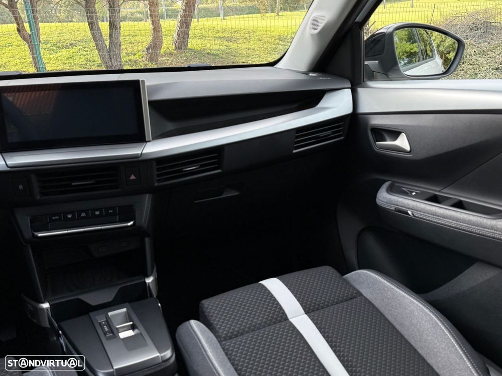 Opel Frontera 1.2 Hybrid GS eDCT - 28