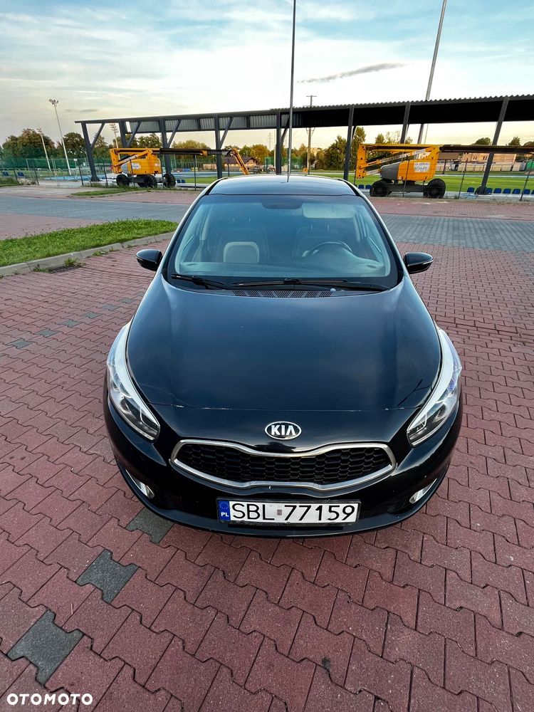 Kia Ceed 2013 photo 3