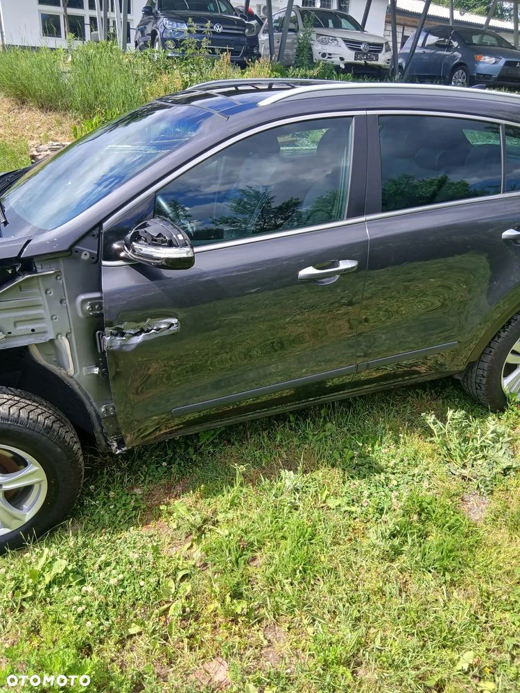 Kia Sportage 2,0 CRDI AWD GT Line - 17