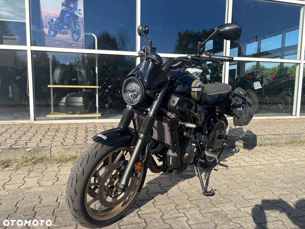 Yamaha XSR - 4