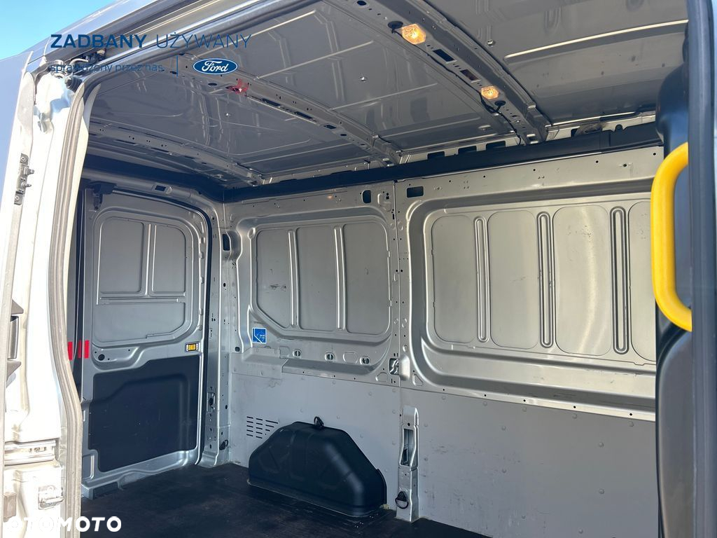 Ford Transit - 10