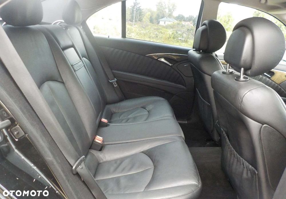 Mercedes-Benz Klasa E - 19