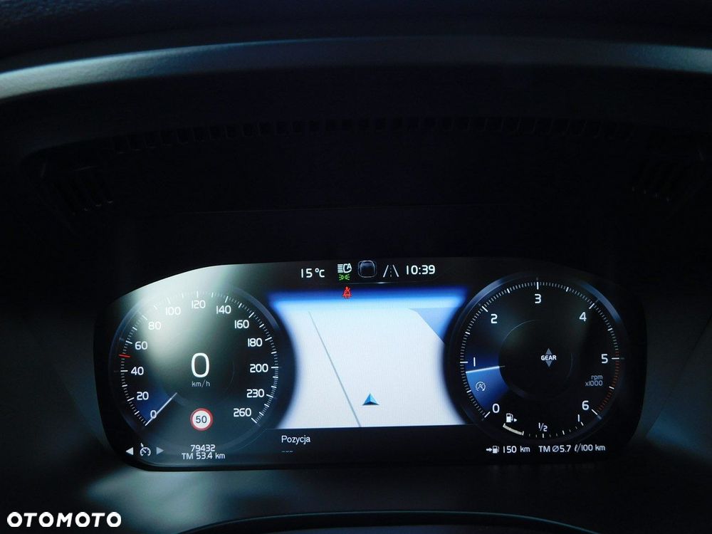 Volvo XC 60 D3 Momentum Pro - 15