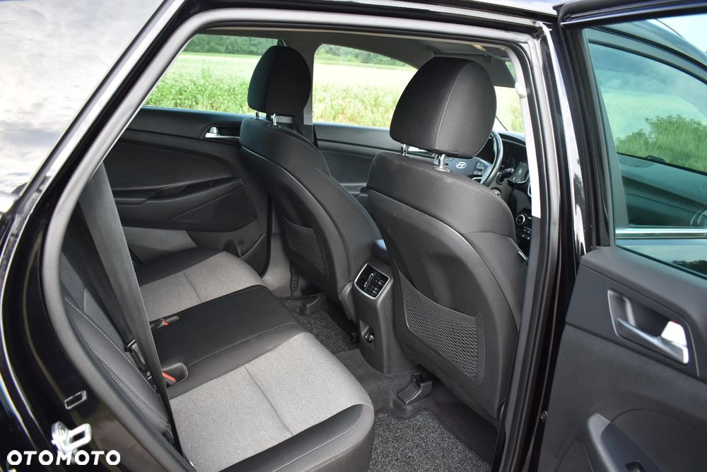 Hyundai Tucson 1.6 CRDi 48V-Hybrid 2WD DCT Trend - 32