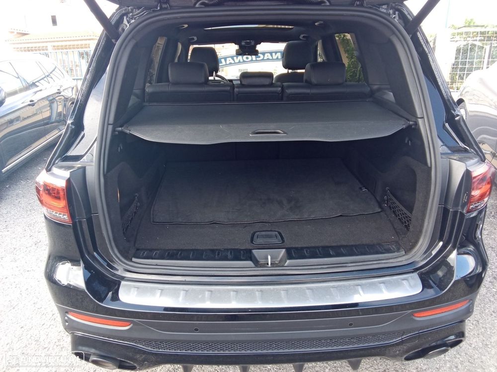 Mercedes-Benz GLB 35 AMG 4Matic — fotografia 15