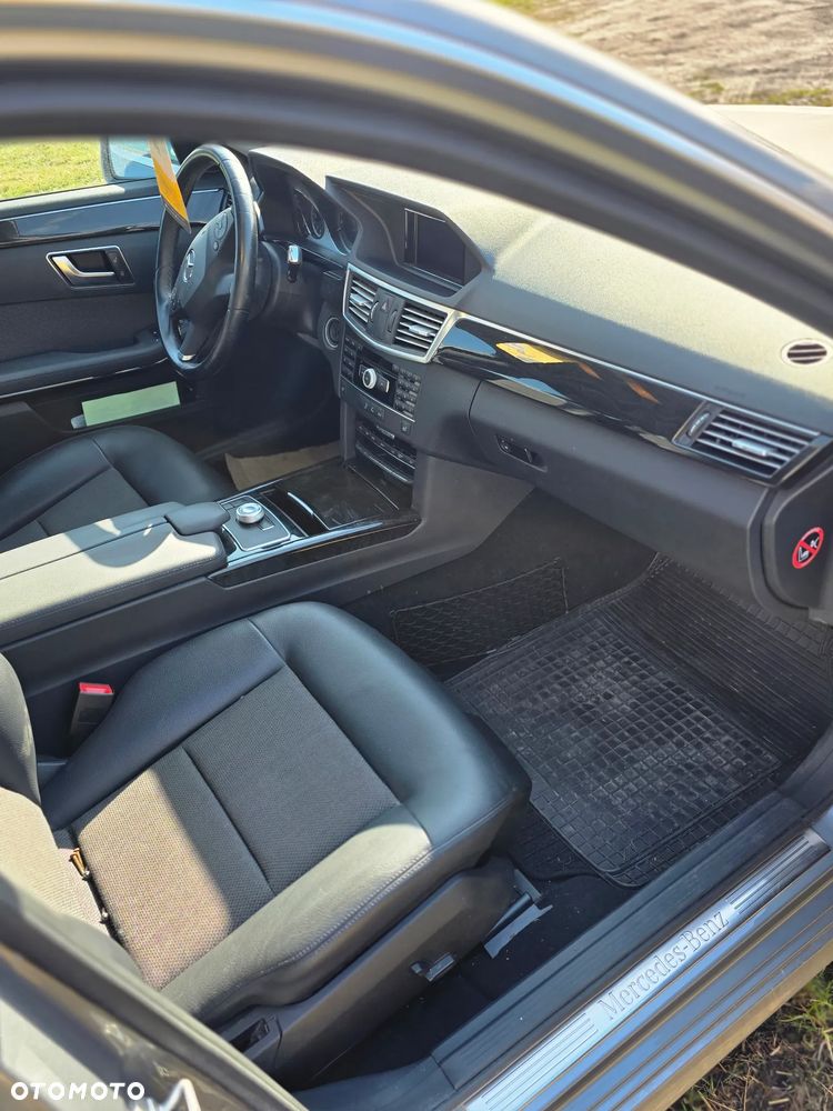 Mercedes-Benz Klasa E - 6