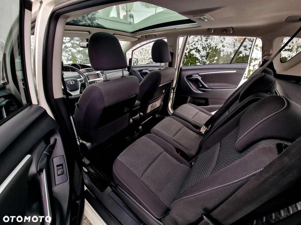 Toyota Verso 1.6 Premium - 5