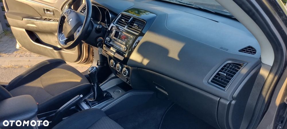 Mitsubishi ASX 1.6 Invite - 10